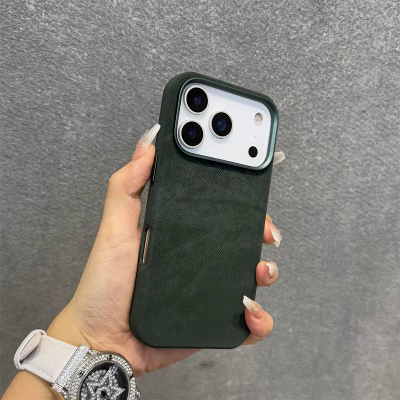 Capa de Microfibra Nível Premium com MagSafe para iPhone 17