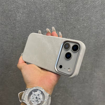Capa de Microfibra Nível Premium com MagSafe para iPhone 17